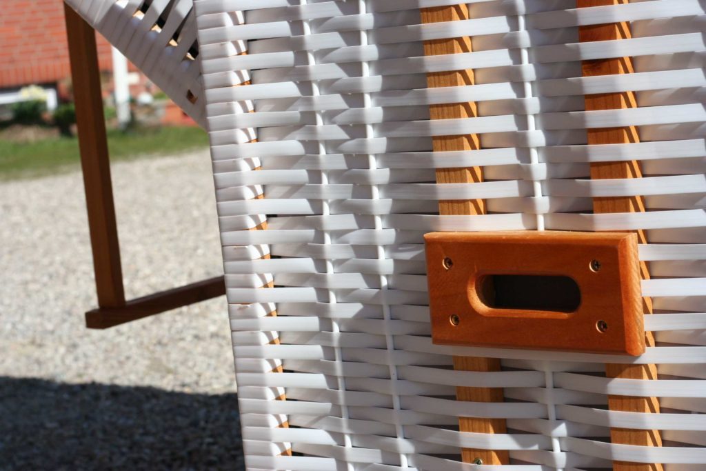 Strandkorbgepflecht Strandkorbpflege Strandkorbreinigung