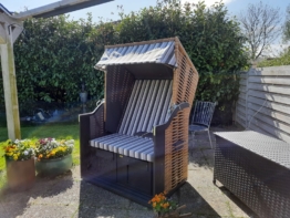 Strandkorb Rustikal im Garten