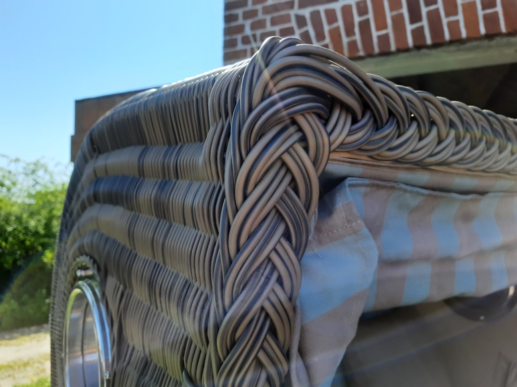 Strandkorb im Garten